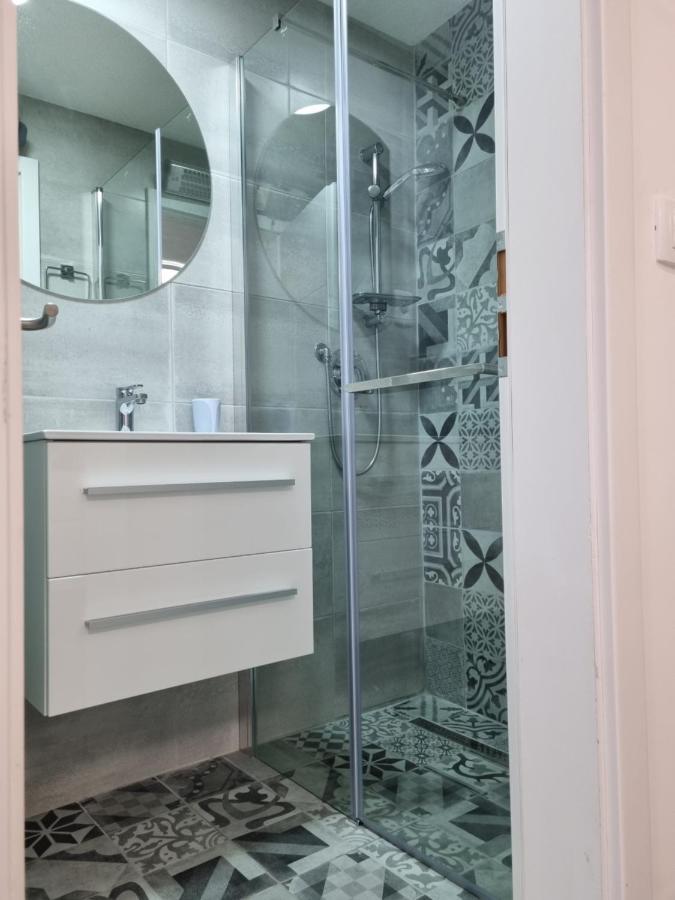 Studio Apartment Rosalie スプリト エクステリア 写真