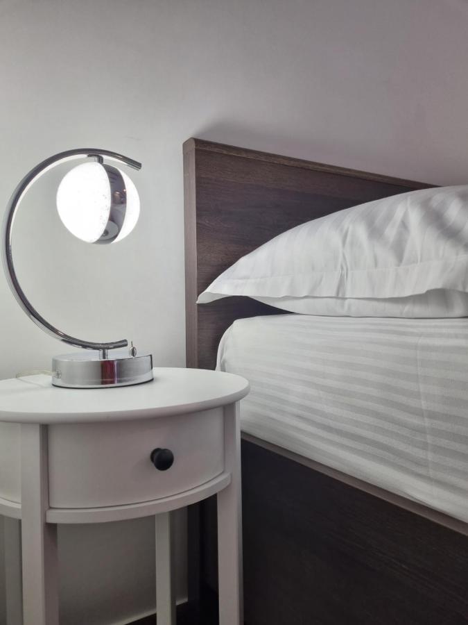 Studio Apartment Rosalie スプリト エクステリア 写真